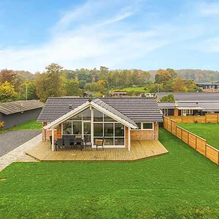 Stunning Home In Sjolund Sjolund