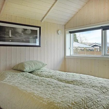 Holiday home Stunning Home In Sjolund *