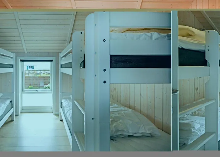 بيت للعطل Three-bedroom In Sjolund